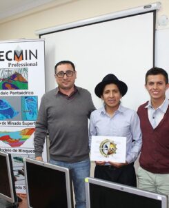 Claudio Zhunaula saraguro perfil