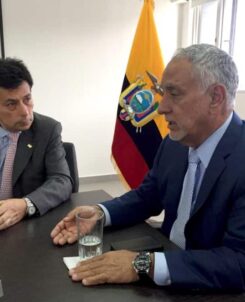 Fernando Benalcázar asume como viceministro de Minas