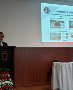 Cámara de Minería participa en las Jornadas de Conocimiento y Cultura de la Universidad del Azuay