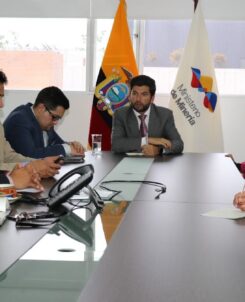 Se fortalece el diálogo con líderes parroquiales de Molleturo provincia del Azuay