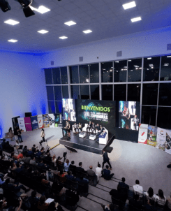 La Expominas número 17 rompe récord de participación con 400 empresa y 12 países participando durante los dos días de feria feria minerai Quito Ecuador