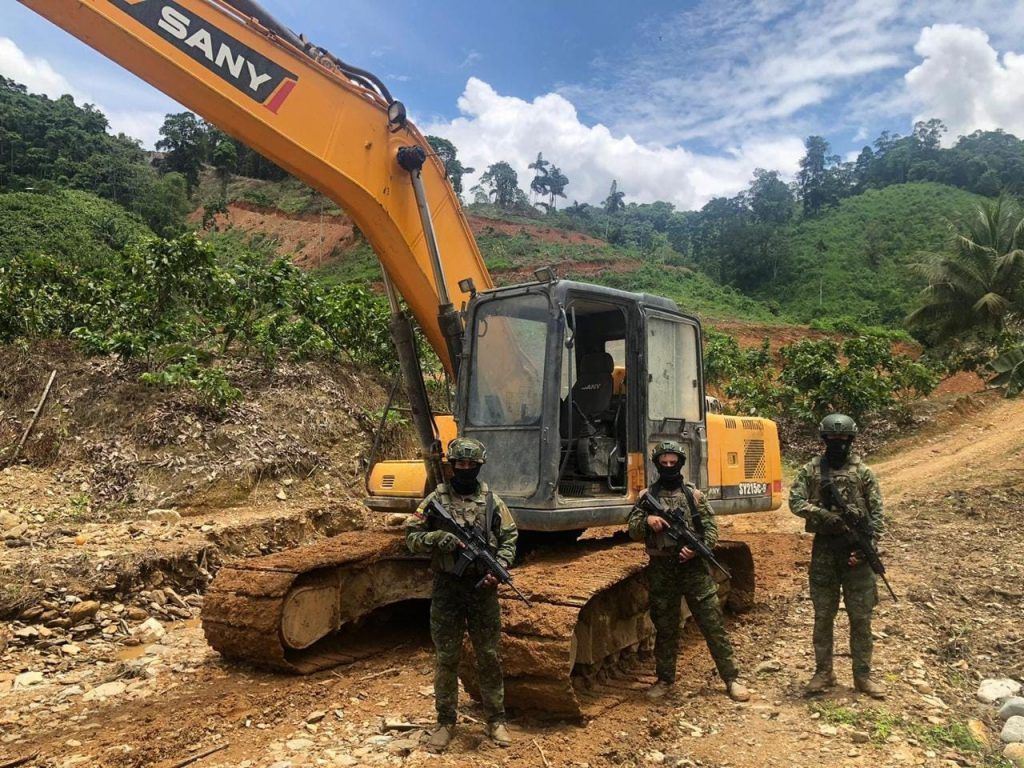 La minería ilegal exportó oro por USD 1 300 millones desde Ecuador - Revista MINERGÍA