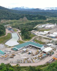 finlandia fruta del norte fundicion oro