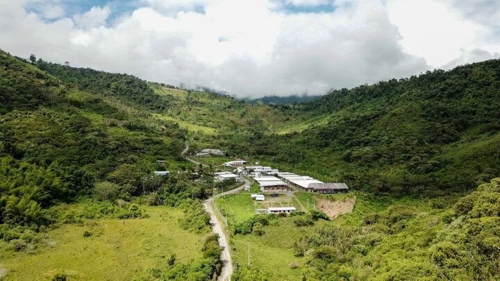 ingresos estado Ecuador proyecto mineria Cascabel