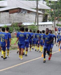 Minería y fútbol ecuador
