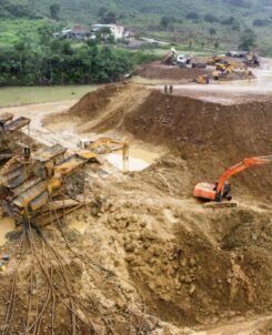 actividad minera ilegal ecuador industria