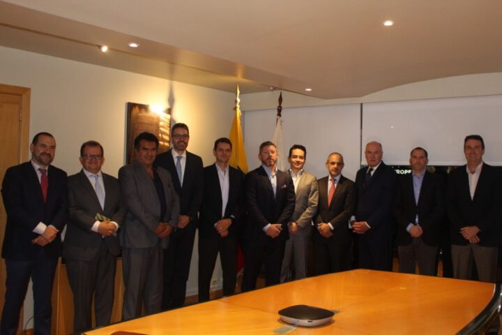 Nuevas autoridades de la Cámara de Minería del Ecuador 2019-2021