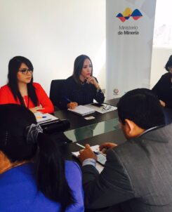 Ministerio de Minería implementará mesas de trabajo en Ponce Enríquez