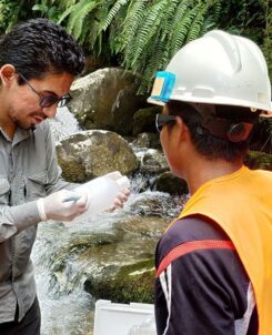 Warintza proyecto minero ecuador shuar